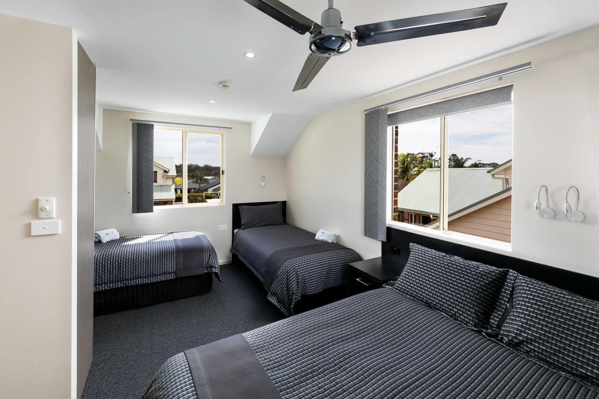 Dolphin Shores Vincentia Luaran gambar